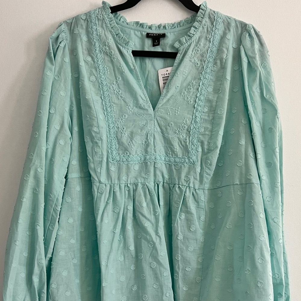 Torrid Clip Dot Mixed Eyelet Yoke Detail Top NWT